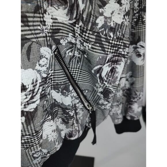 Rachel Roy Woman's Grey Full Zip Bomber Jacket Size 2X Plaid Floral Pockets Edgy - Picture 6 of 11